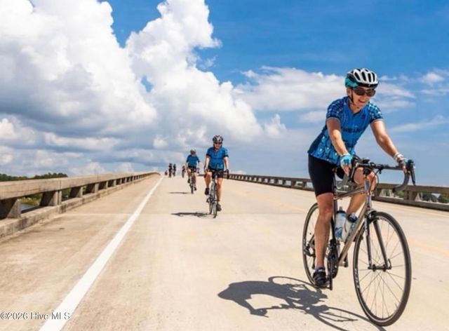 101 Oyster Point Road, Oriental, NC 28571