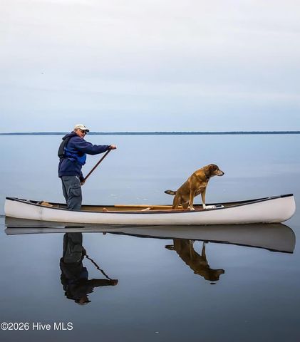 101 Oyster Point Road, Oriental, NC 28571