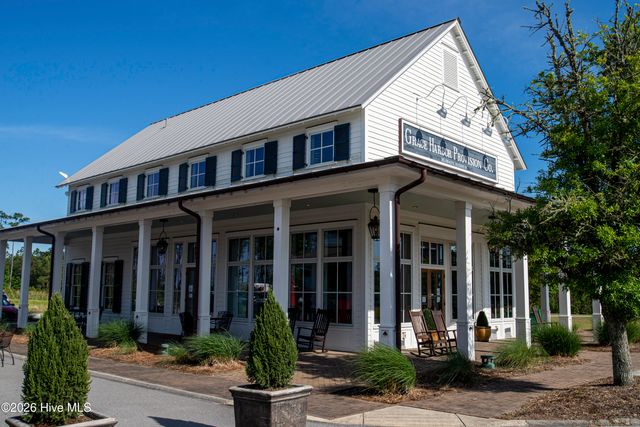 101 Oyster Point Road, Oriental, NC 28571