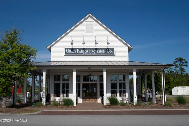 101 Oyster Point Road, Oriental, NC 28571