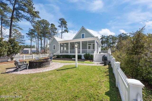 101 Oyster Point Road, Oriental, NC 28571