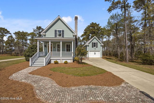 101 Oyster Point Road, Oriental, NC 28571