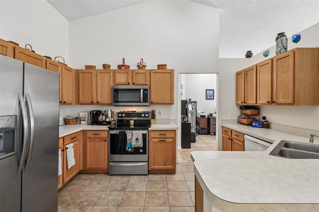 1131 CLEAR CREEK CIRCLE, Clermont, FL 34714