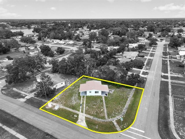 1333 STILLWATER AVE, Deltona, FL 32725