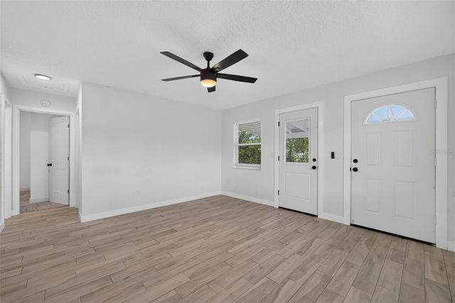 1333 STILLWATER AVE, Deltona, FL 32725