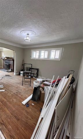 3660 Somerset Avenue, Detroit, MI 48224