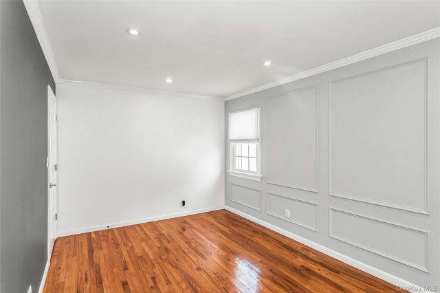 80-35 Langdale Street, New Hyde Park, NY 11040