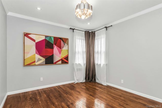 80-35 Langdale Street, New Hyde Park, NY 11040