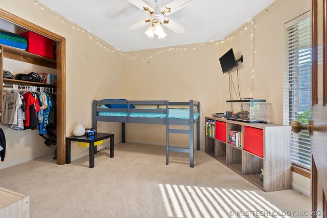 400 Trail Court, Bartlesville, OK 74006