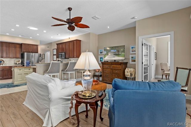 6264 W Glynborne Loop, Crystal River, FL 34429