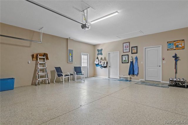 6264 W Glynborne Loop, Crystal River, FL 34429