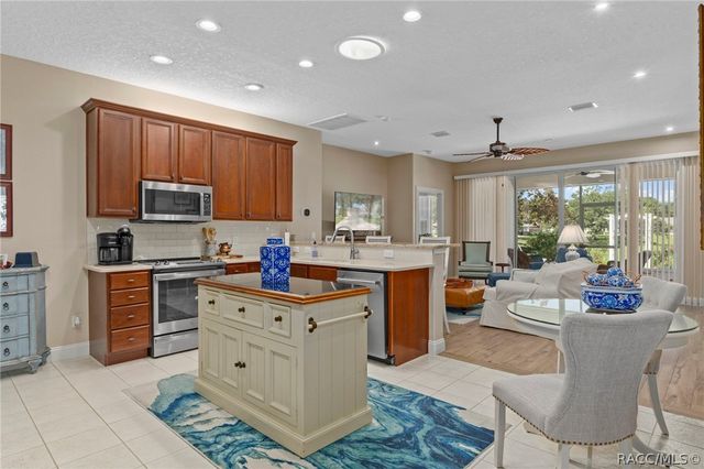 6264 W Glynborne Loop, Crystal River, FL 34429