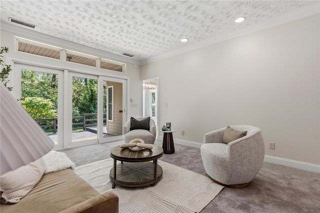1962 E Spring Valley Pike, Washington Twp, OH 45458