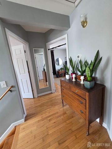 25 Columbia Avenue, Trenton, NJ 08618