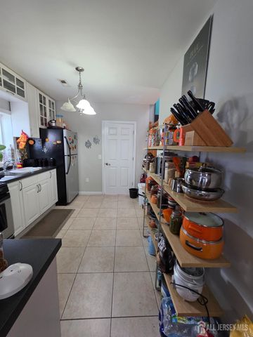 25 Columbia Avenue, Trenton, NJ 08618