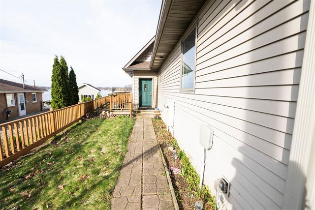 7258 S Crooked Lake Drive, Delton, MI 49046