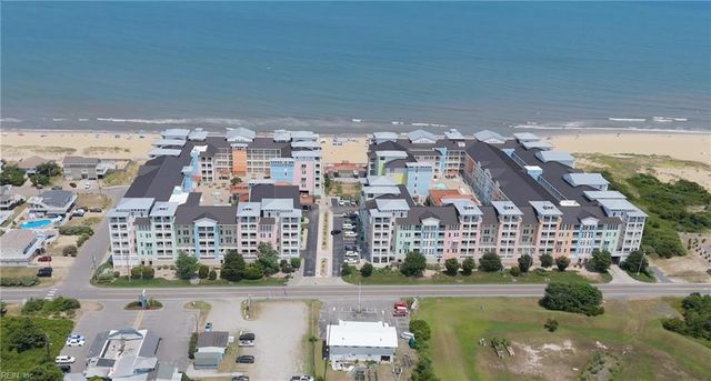 3738 Sandpiper RD # 211B, Virginia Beach, VA 23456