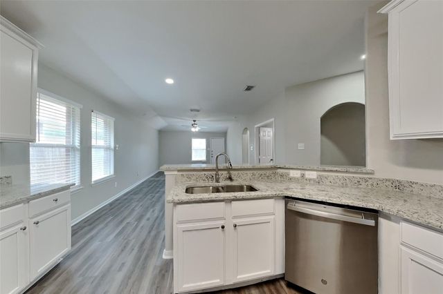 32411 Cross Spring Park Lane, Conroe, TX 77385