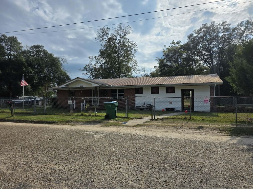 22594 W EIGHTH AVENUE Avenue, Florala, AL 36442