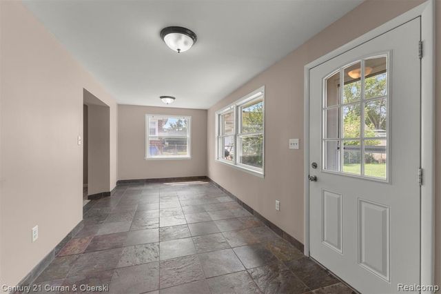 6905 N Beech Daly Road, Dearborn Heights, MI 48127