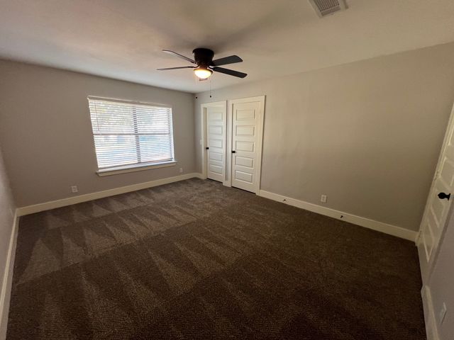 1728 W Washington Street, Denison, TX 75020