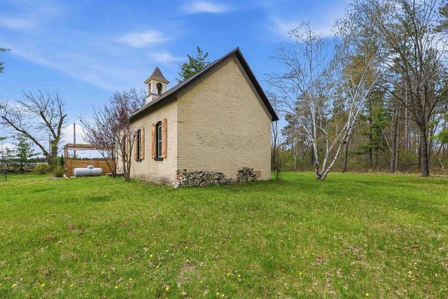W8224 COTTONVILLE LANE, Wautoma, WI 54982