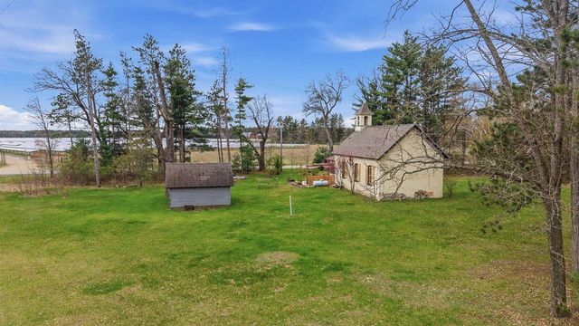 W8224 COTTONVILLE LANE, Wautoma, WI 54982