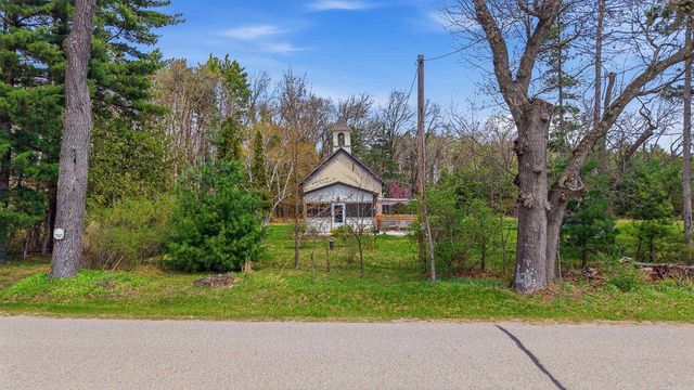 W8224 COTTONVILLE LANE, Wautoma, WI 54982
