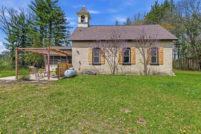W8224 COTTONVILLE LANE, Wautoma, WI 54982