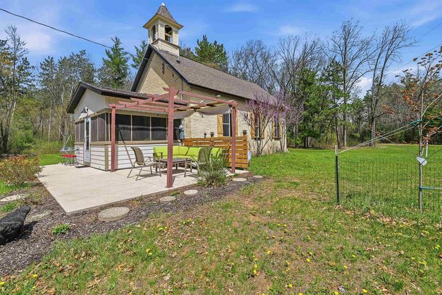 W8224 COTTONVILLE LANE, Wautoma, WI 54982