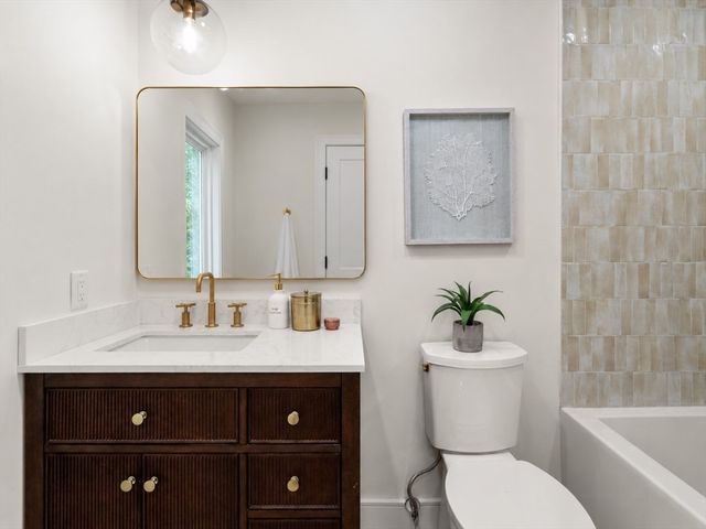24 Wendell 3, Cambridge, MA 02138