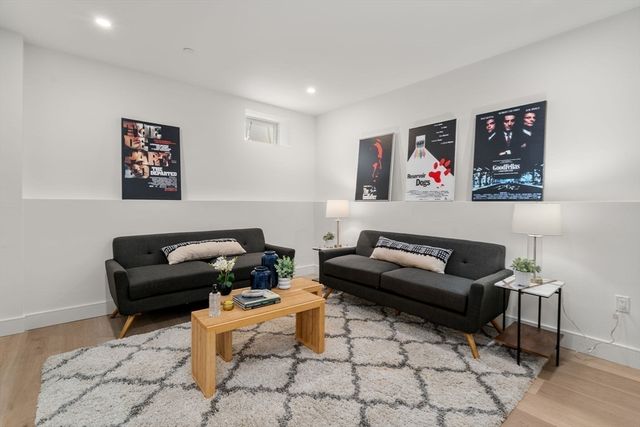 24 Wendell 3, Cambridge, MA 02138