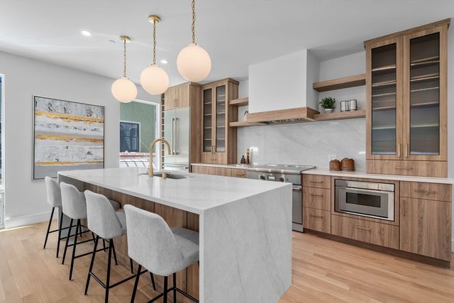 24 Wendell 3, Cambridge, MA 02138