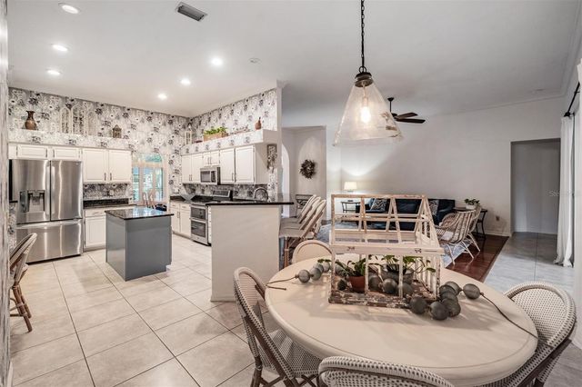 9507 LARKBUNTING DRIVE, Tampa, FL 33647