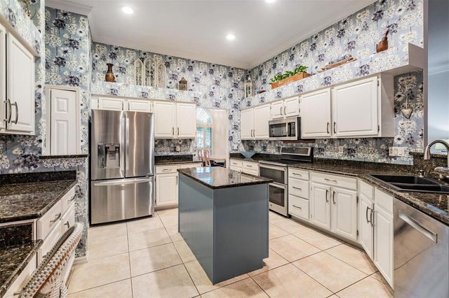 9507 LARKBUNTING DRIVE, Tampa, FL 33647
