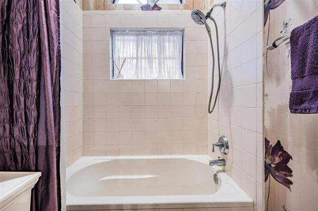 9507 LARKBUNTING DRIVE, Tampa, FL 33647