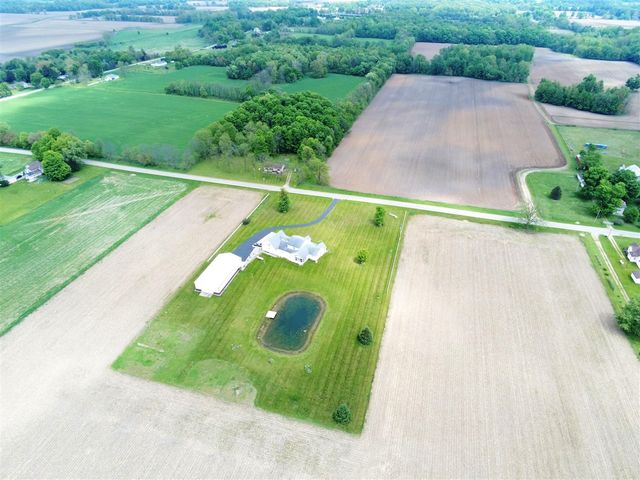 970 Dean Rd, Quincy, MI 49082