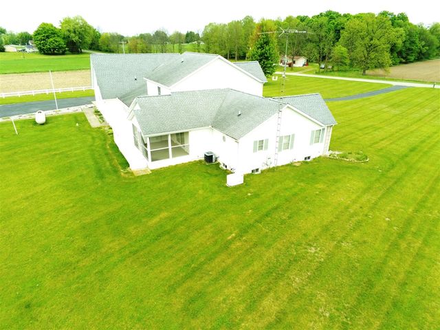 970 Dean Rd, Quincy, MI 49082