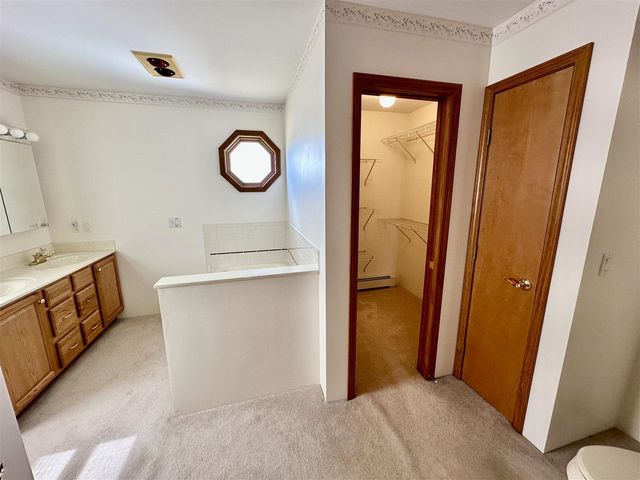 970 Dean Rd, Quincy, MI 49082