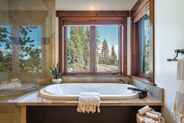 7401 Larkspur Lane, Truckee, CA 96161