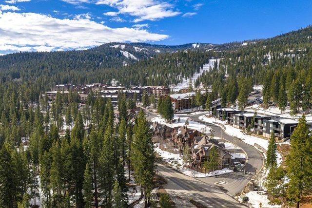 7401 Larkspur Lane, Truckee, CA 96161