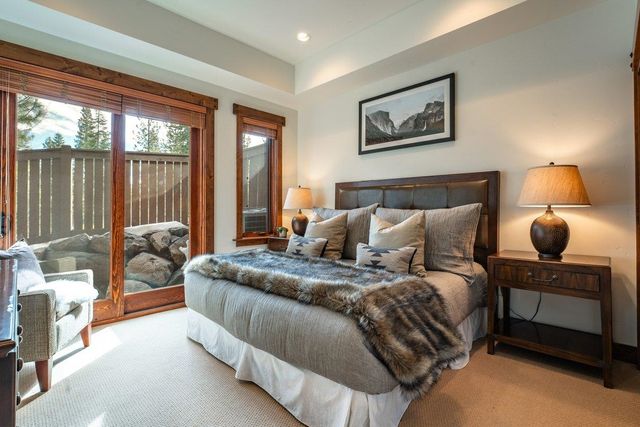 7401 Larkspur Lane, Truckee, CA 96161