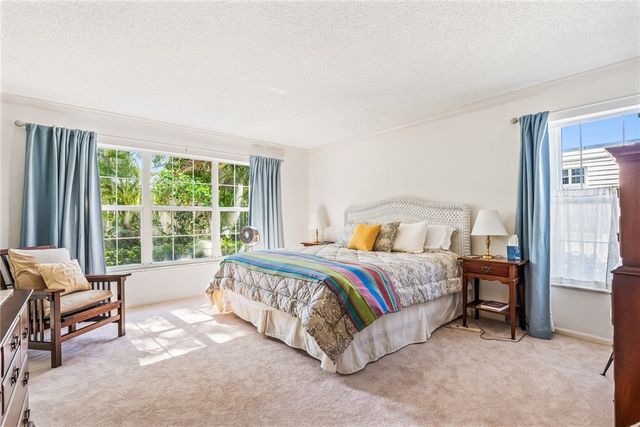 2743 Ocean Drive 40E, Vero Beach, FL 32963