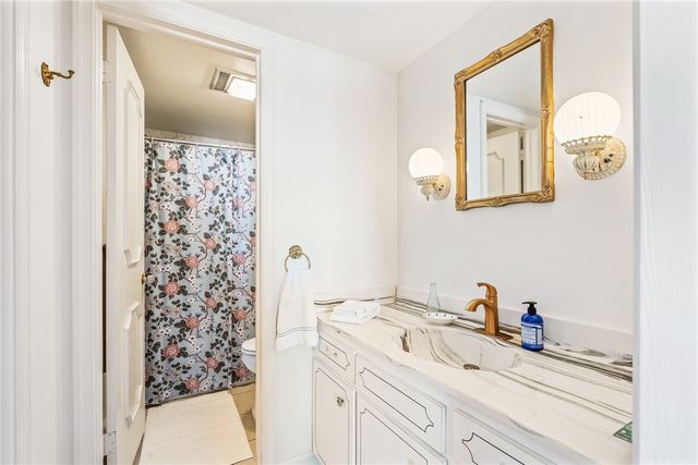 2743 Ocean Drive 40E, Vero Beach, FL 32963