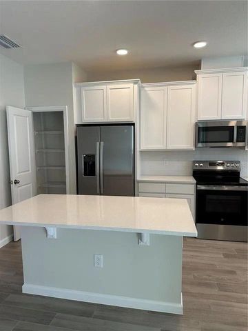 4604 CAMPSITE LOOP, Orlando, FL 32824