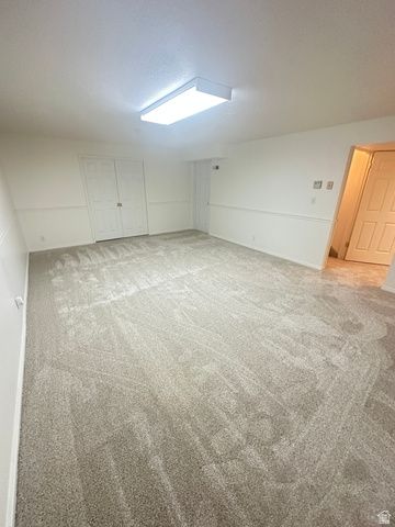 5488 S 250 E, Washington Terrace, UT 84405