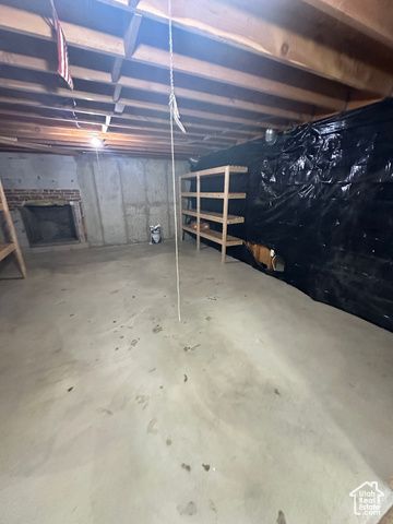 5488 S 250 E, Washington Terrace, UT 84405