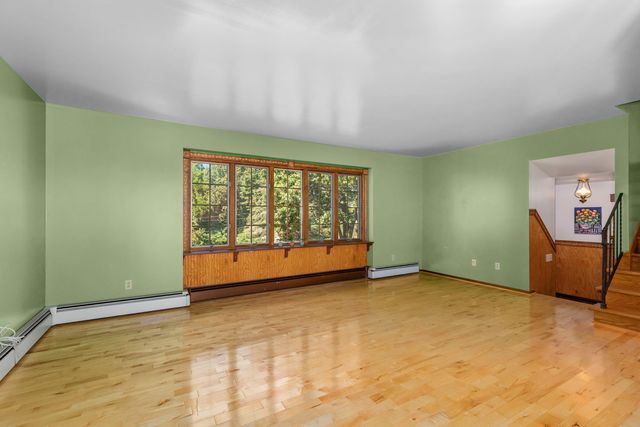 8580 Young Avenue Ne, Courtland Twp, MI 49341
