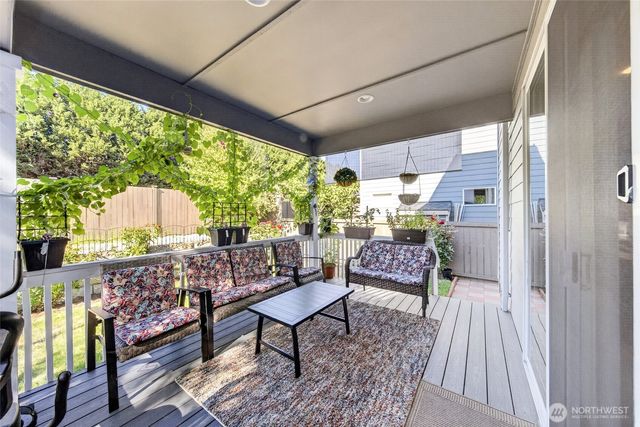 37217 29th Avenue S, Federal Way, WA 98003