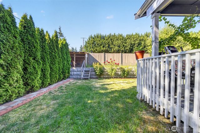 37217 29th Avenue S, Federal Way, WA 98003